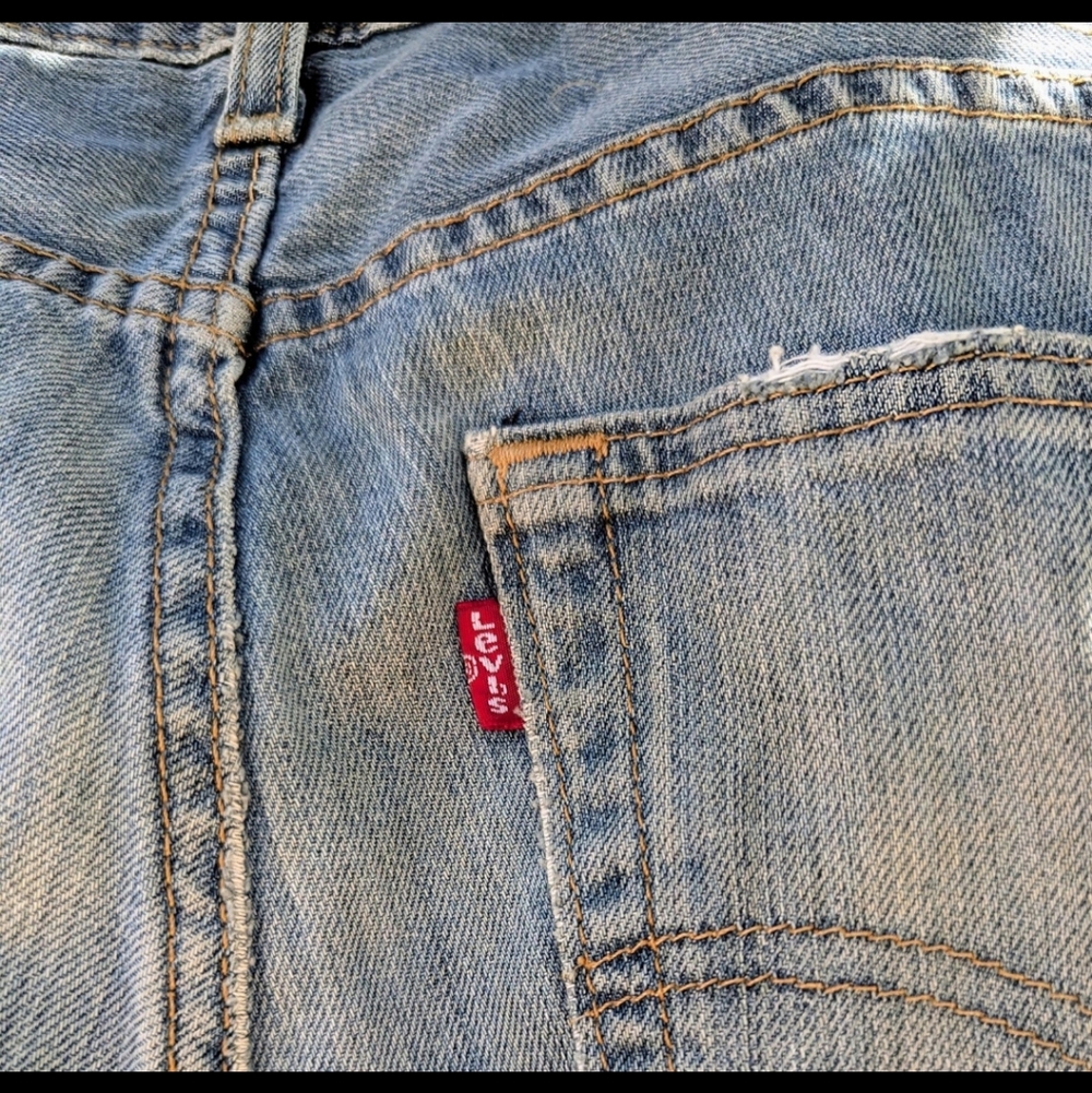 Custom Hand Painted Levi's Jeans Size 32/32 - Picture 10 of 11